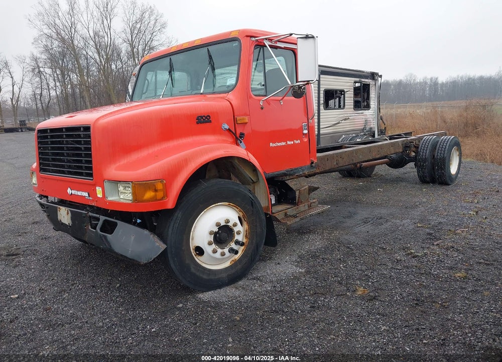 2001 INTERNATIONAL 4000 4700 VIN: 1HTSCAAM31H403984