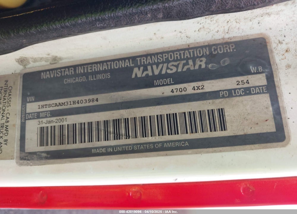 2001 INTERNATIONAL 4000 4700 VIN: 1HTSCAAM31H403984