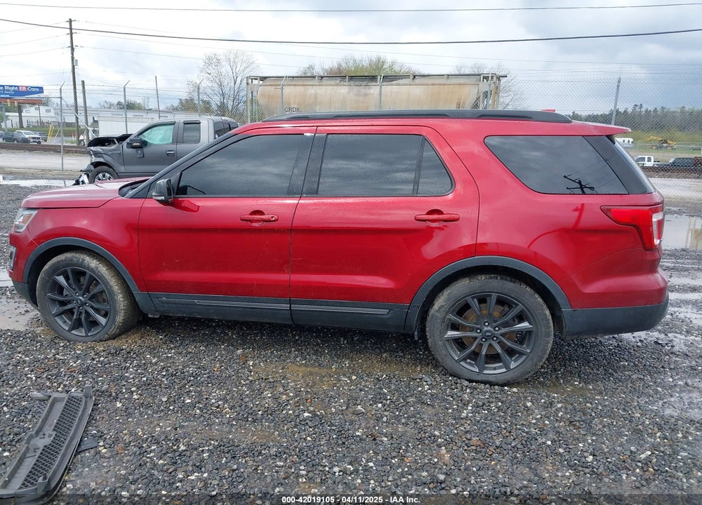 2017 FORD EXPLORER XLT VIN: 1FM5K7D81HGE18994