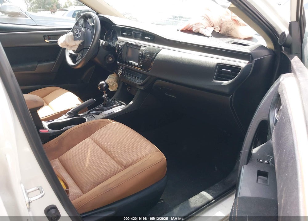 2014 TOYOTA COROLLA VIN: 5YFBURHE0EP032915