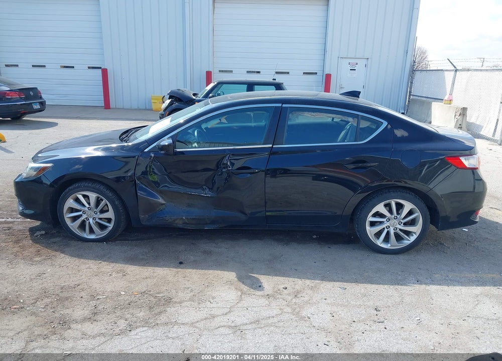 2017 ACURA ILX WATCH PLUS PACKAGE VIN: 19UDE2F3XHA013944
