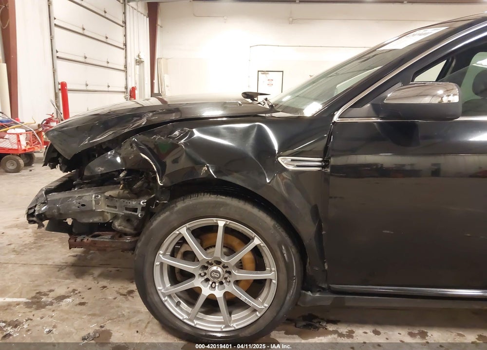 2008 FORD TAURUS VIN: 1FAHP25W88G128972