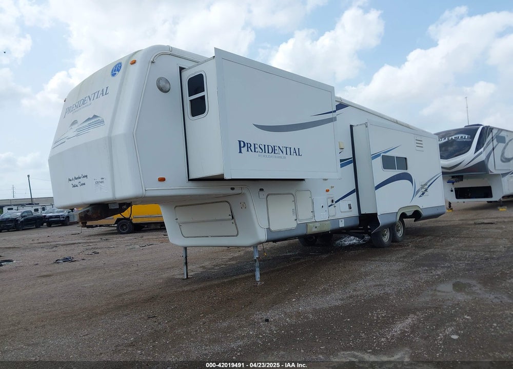 2006 HOLIDAY RA PRESIDENTA VIN: 1KB311S265E150483
