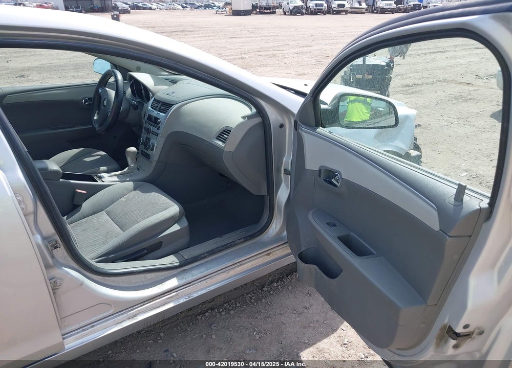 2011 CHEVROLET MALIBU VIN: 1G1ZB5E16BF252991