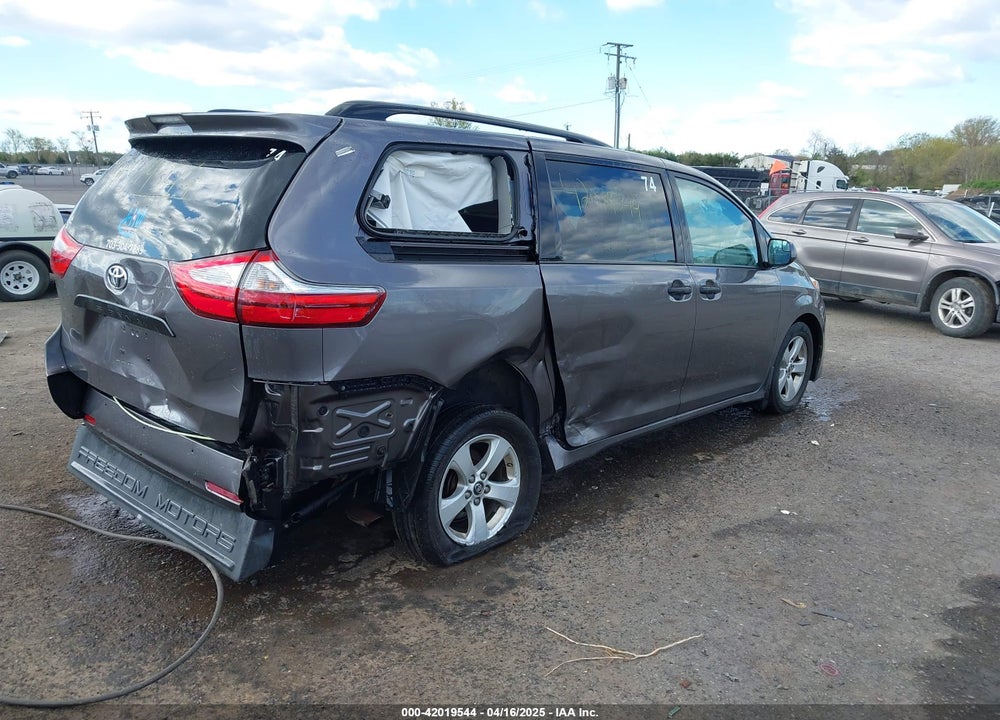 2019 TOYOTA SIENNA VIN: 5TDZZ3DC3KS988944