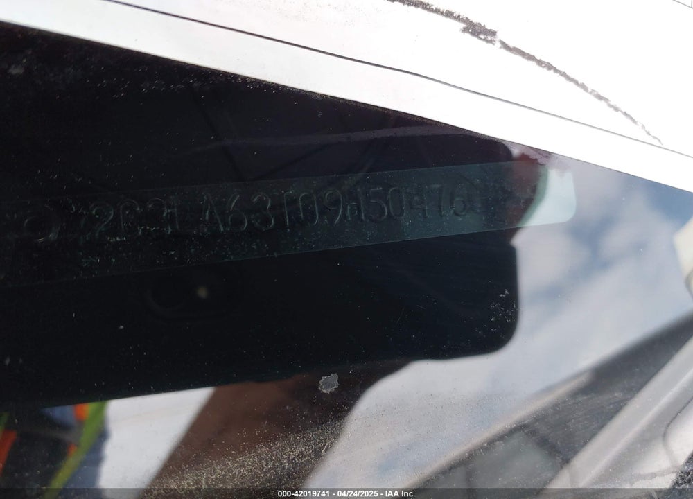 2009 CHRYSLER 300C VIN: 2C3LA63T09H504760