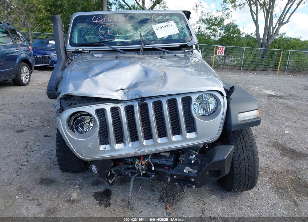 2018 JEEP WRANGLER UNLIMITED SPORT 4X4 VIN: 1C4HJXDG7JW170077
