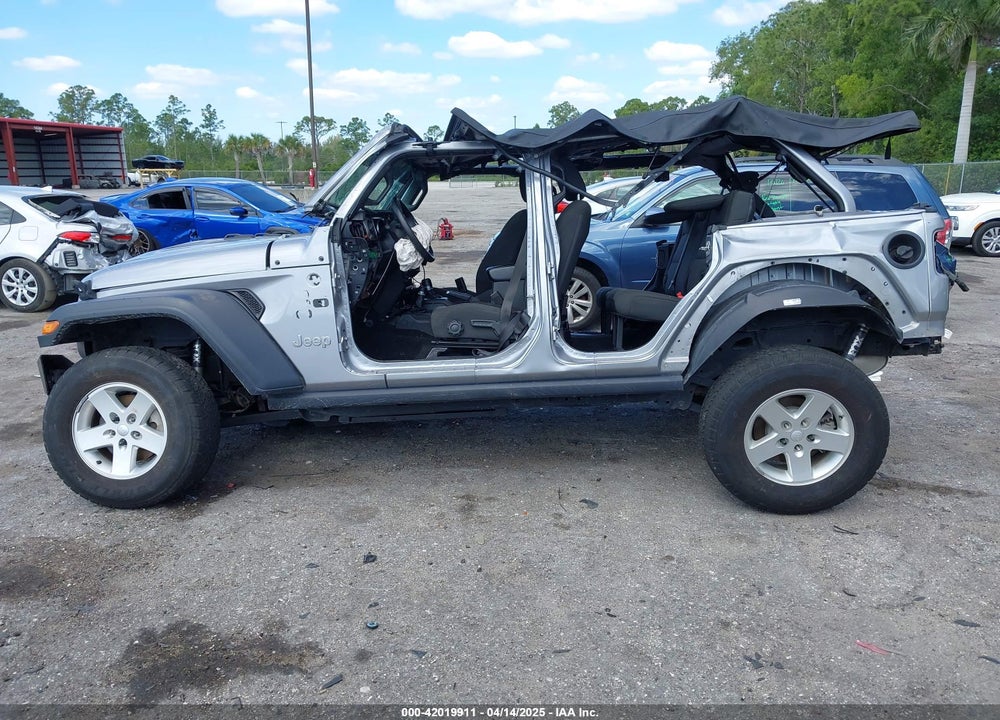 2018 JEEP WRANGLER UNLIMITED SPORT 4X4 VIN: 1C4HJXDG7JW170077