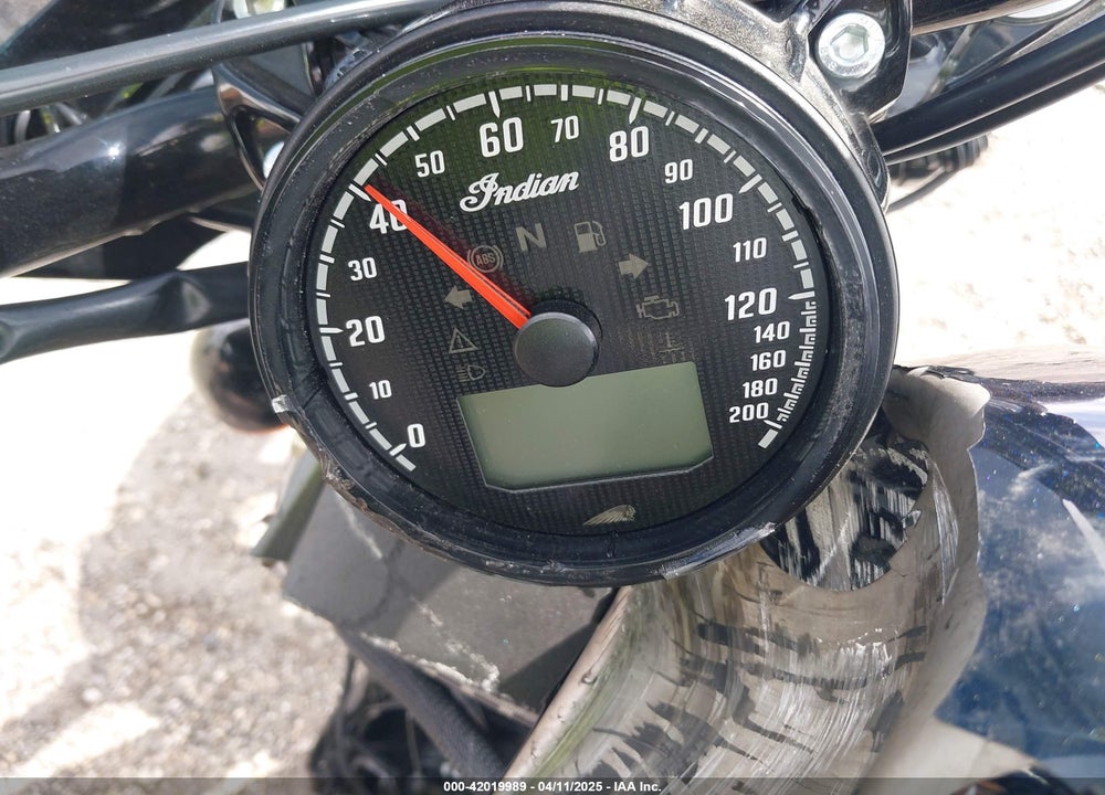 2024 INDIAN MOTORCYCLE CO. SCOUT ROGUE ABS VIN: 56KMTC009R3200021