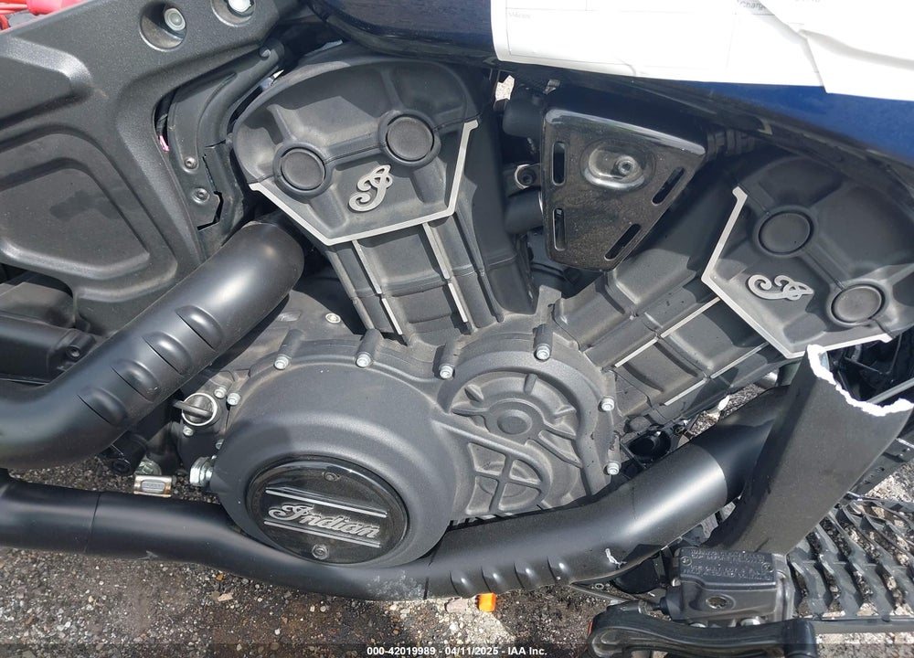 2024 INDIAN MOTORCYCLE CO. SCOUT ROGUE ABS VIN: 56KMTC009R3200021
