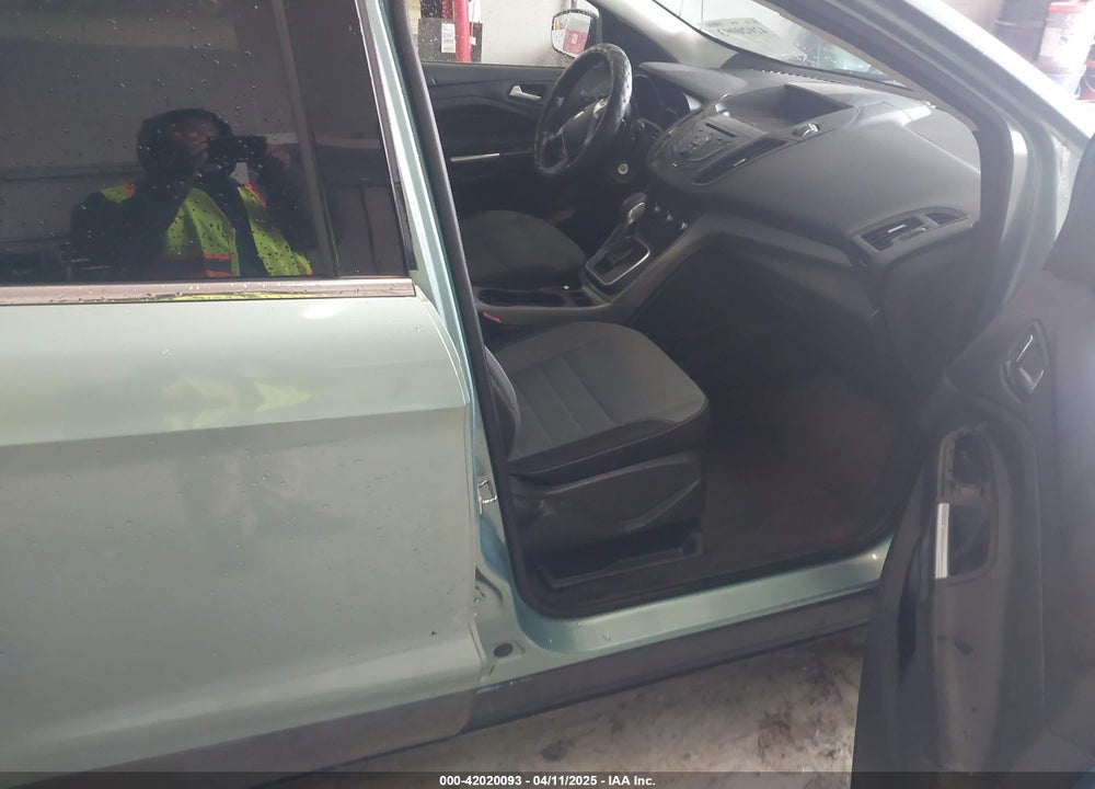 2013 FORD ESCAPE VIN: 1FMCU0GX6DUC09872