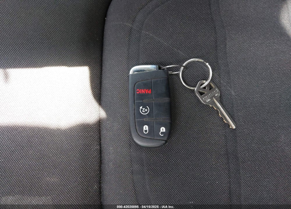 2016 JEEP RENEGADE VIN: ZACCJBBT4GPC96786