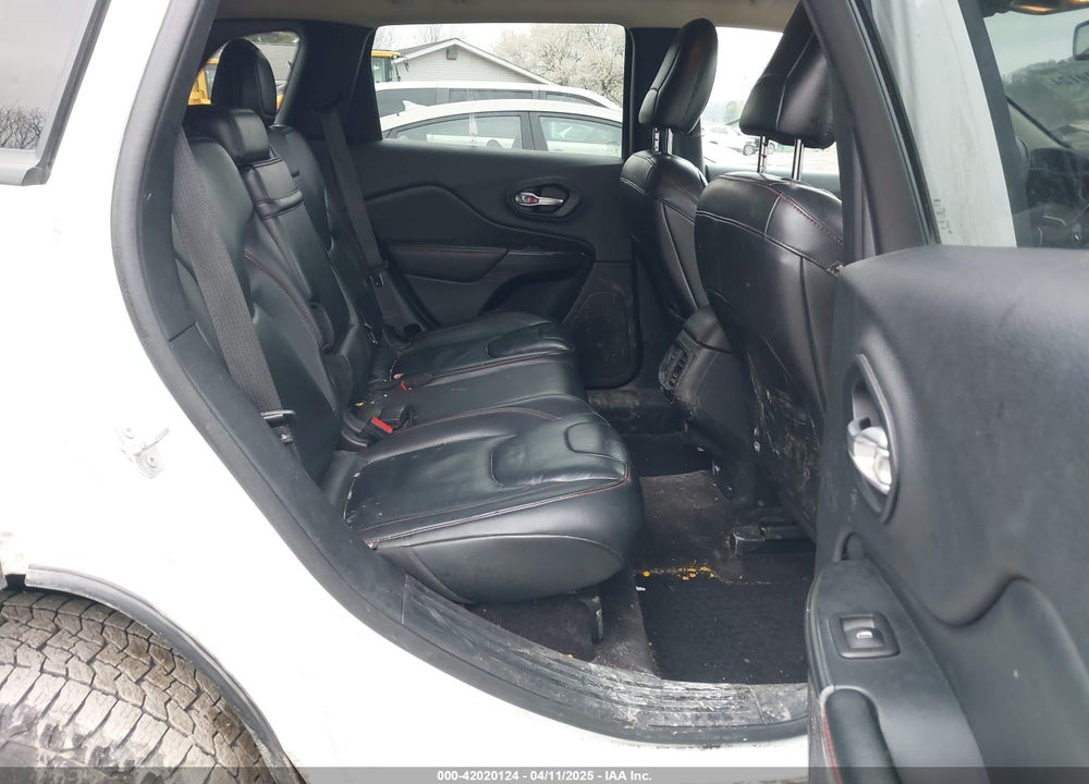 2016 JEEP CHEROKEE VIN: 1C4PJMBS7GW241076