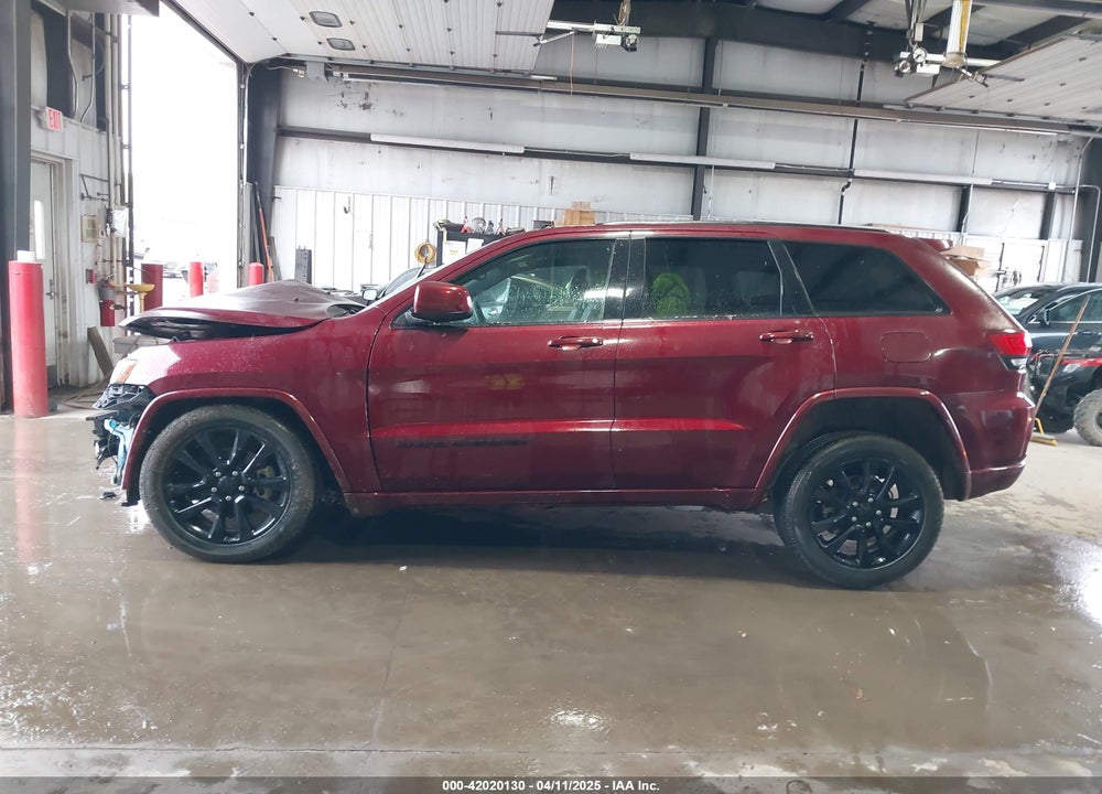 2017 JEEP GRAND CHEROKEE VIN: 1C4RJFAG8HC721759