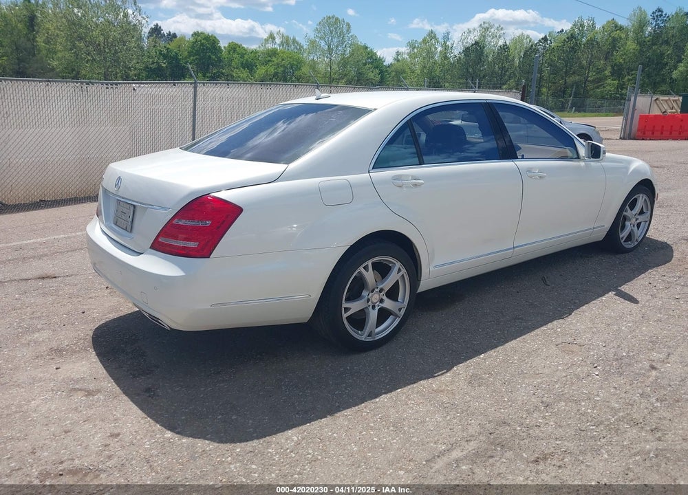 2013 MERCEDES-BENZ S CLASS VIN: WDDNG7DB1DA508795