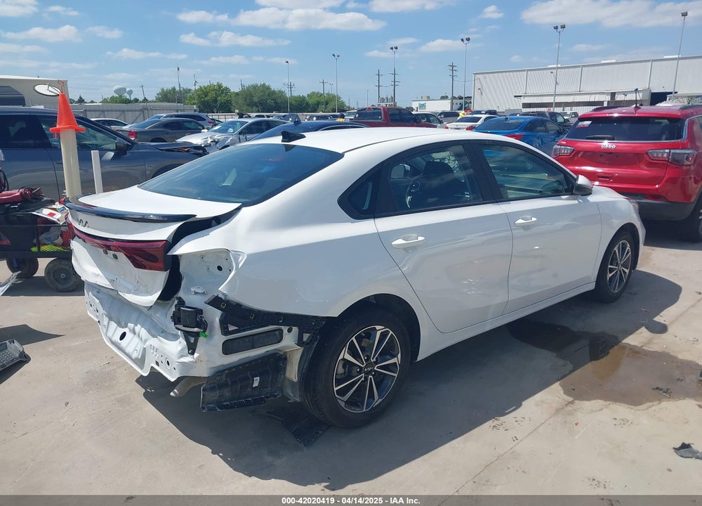 2024 KIA FORTE VIN: 3KPF24AD3RE797023