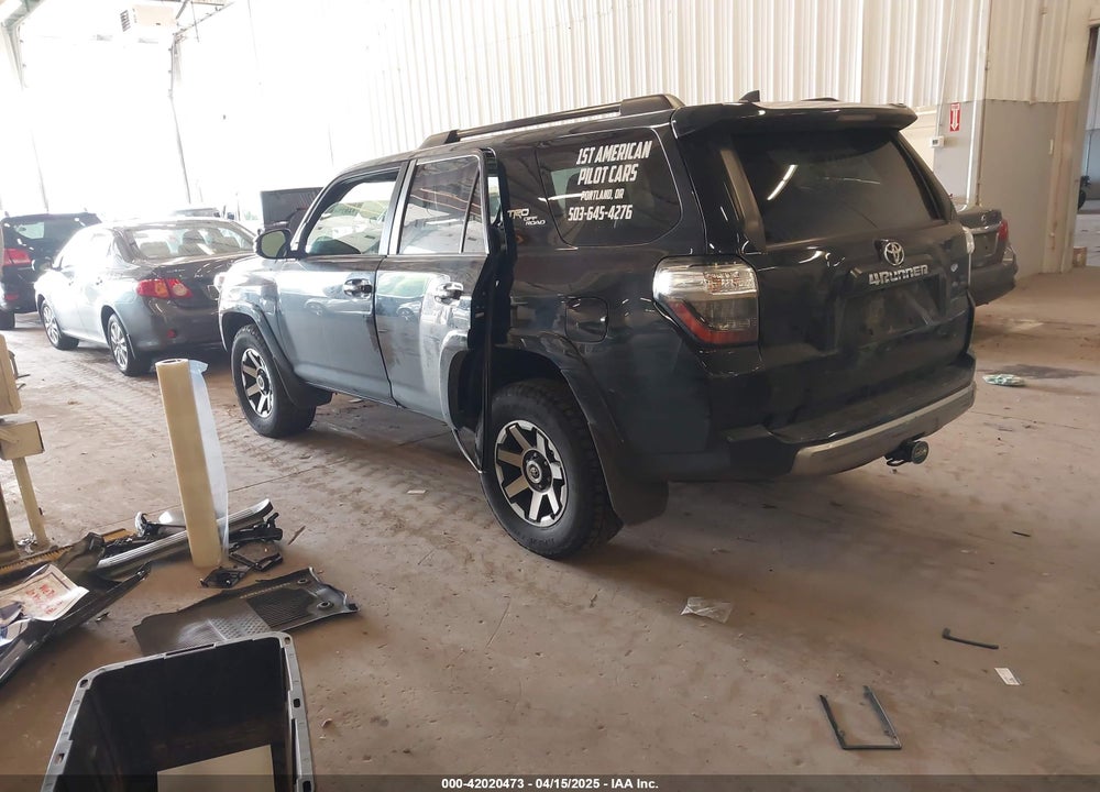 2020 TOYOTA 4RUNNER VIN: JTEBU5JR3L5768050