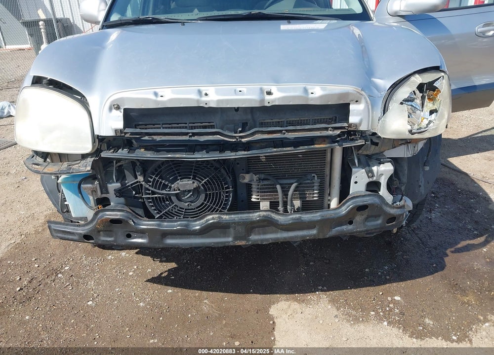 2005 HYUNDAI SANTA FE GLS VIN: KM8SC13DX5U945084