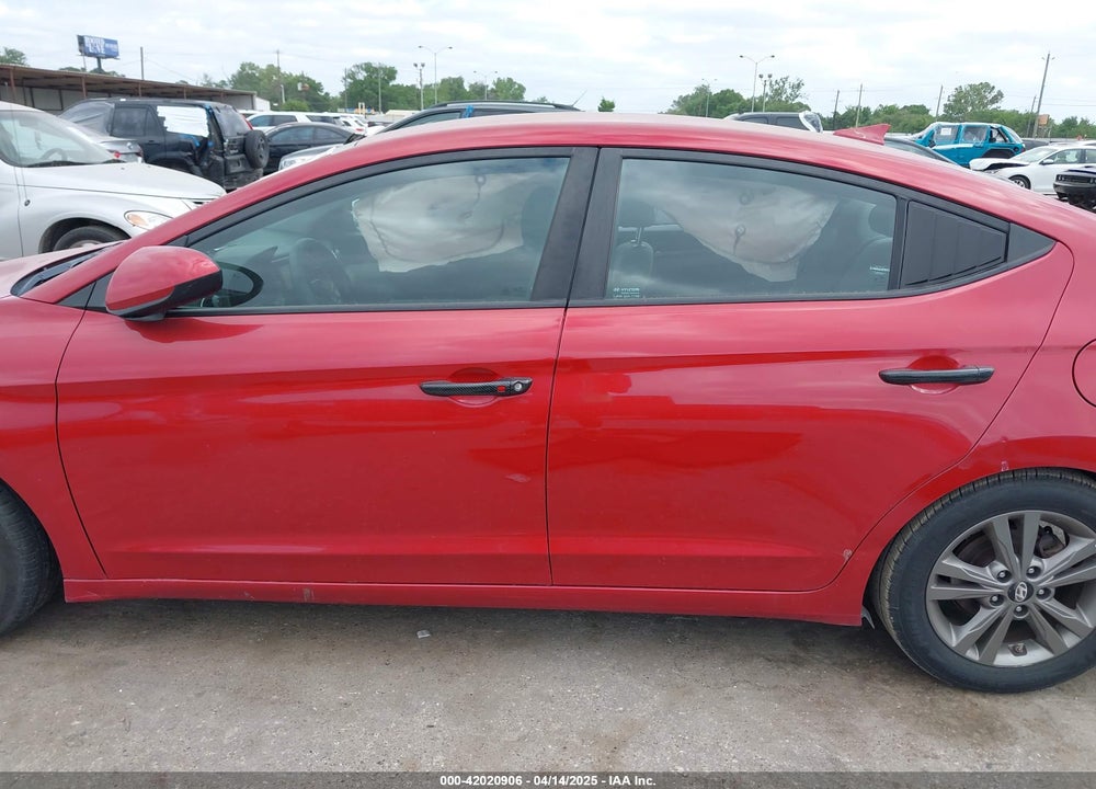 2018 HYUNDAI ELANTRA SEL VIN: 5NPD84LF6JH298849