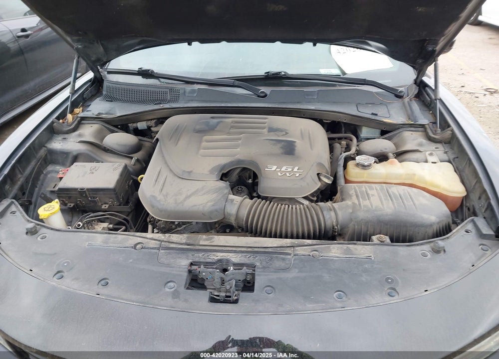 2019 DODGE CHARGER SXT RWD VIN: 2C3CDXBG8KH588172