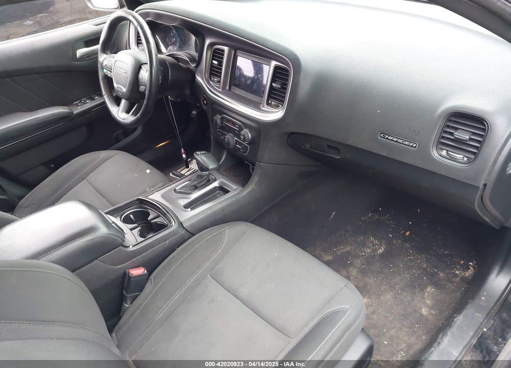 2019 DODGE CHARGER SXT RWD VIN: 2C3CDXBG8KH588172
