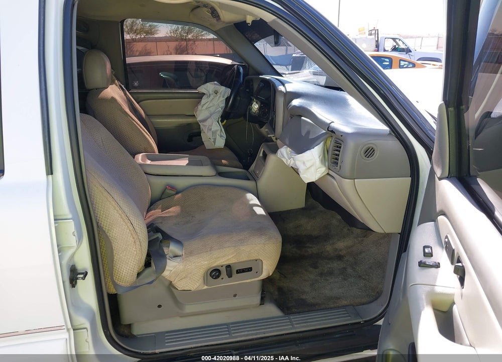 2001 CHEVROLET TAHOE LT VIN: 1GNEK13T21J264755