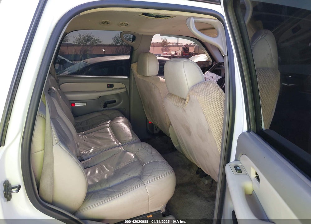 2001 CHEVROLET TAHOE LT VIN: 1GNEK13T21J264755