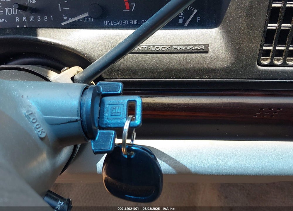 1999 BUICK LESABRE CUSTOM VIN: 1G4HP52K6XH458983
