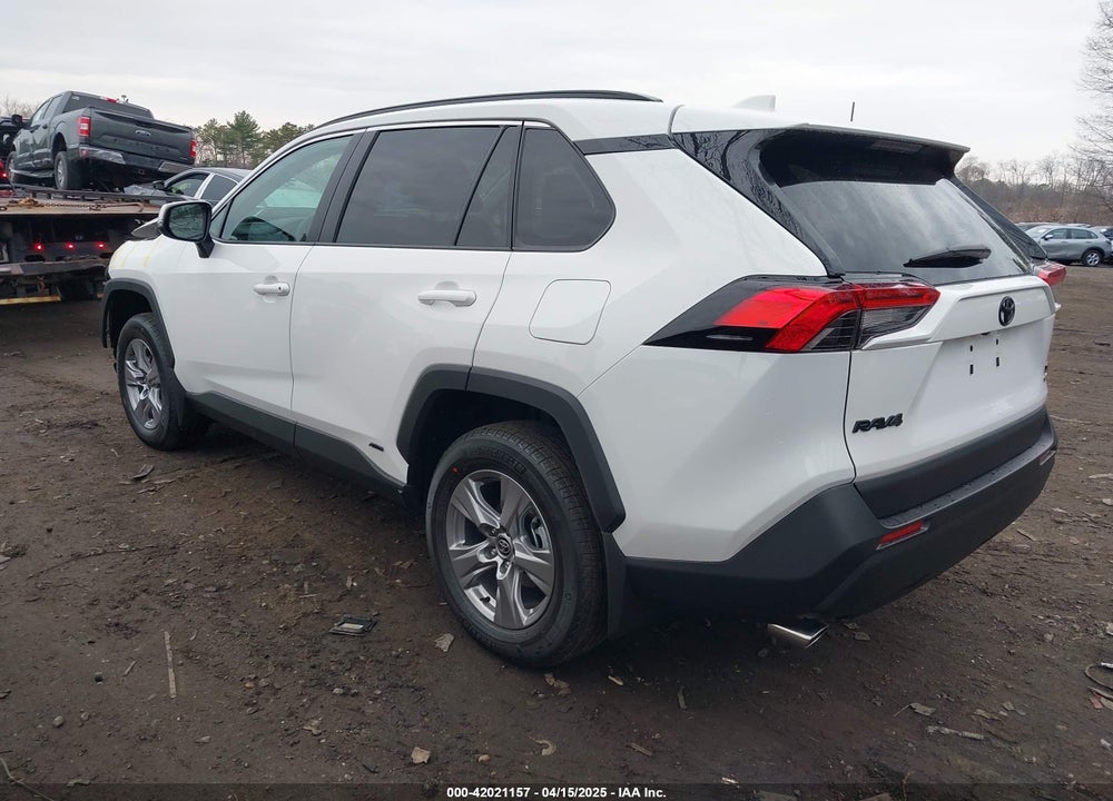 2025 TOYOTA RAV4 HYBRID XLE VIN: 2T3RWRFV3SW278421