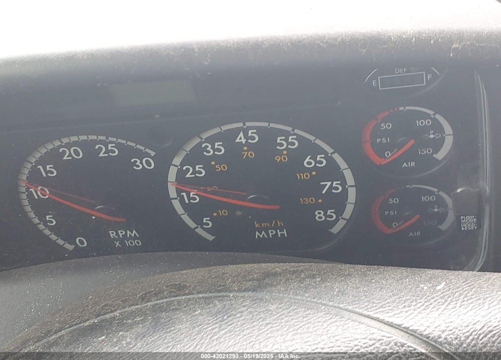 2013 FREIGHTLINER CHASSIS B2B VIN: 4UZABRDT8DCBU7922