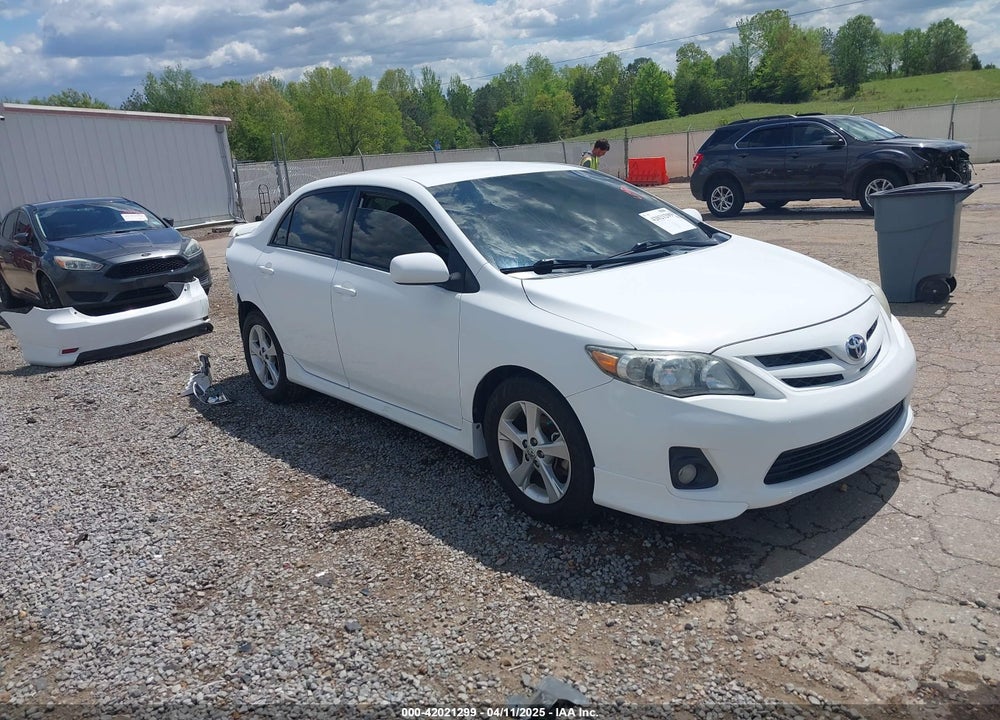 2013 TOYOTA COROLLA S VIN: 2T1BU4EE1DC025896