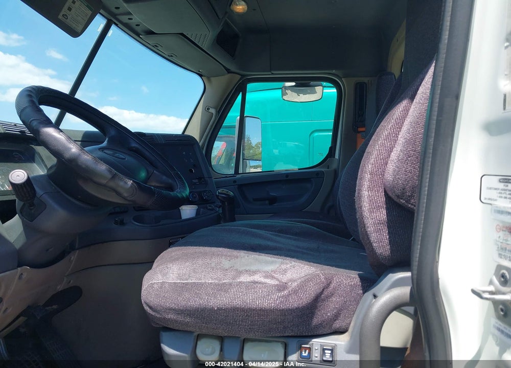 2013 FREIGHTLINER CASCADIA 125 --- VIN: 3AKBGDDV5DSFG5491