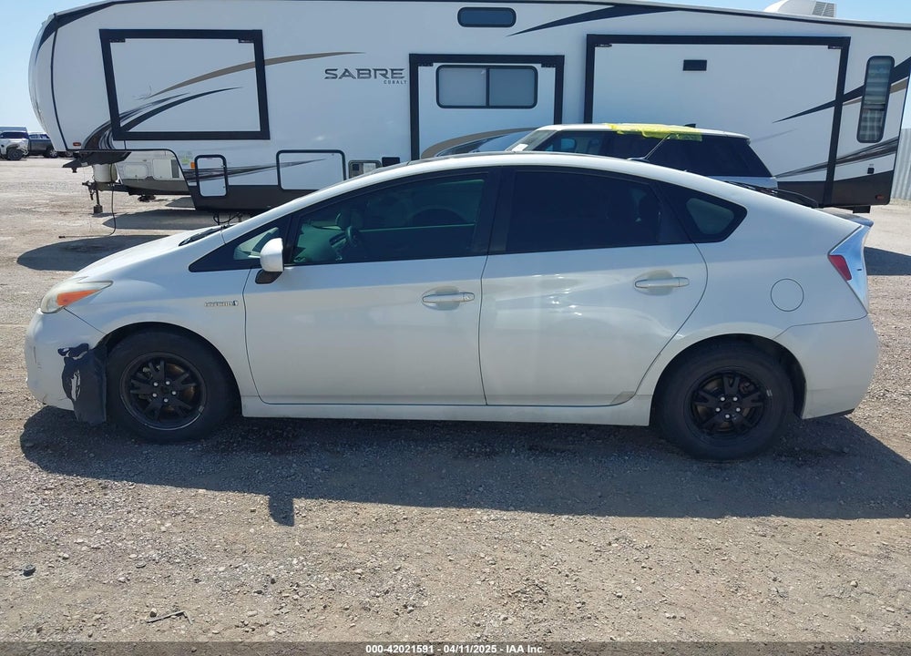 2015 TOYOTA PRIUS THREE VIN: JTDKN3DU1F0466070
