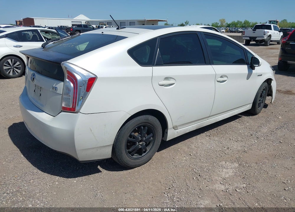 2015 TOYOTA PRIUS THREE VIN: JTDKN3DU1F0466070