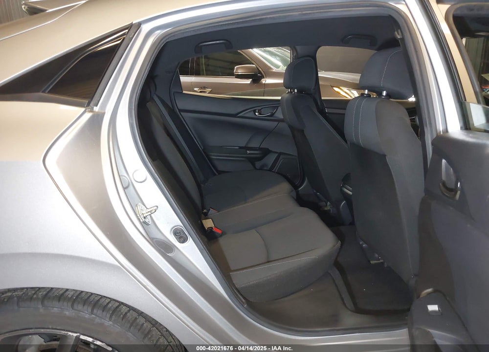2018 HONDA CIVIC VIN: SHHFK7H49JU408440