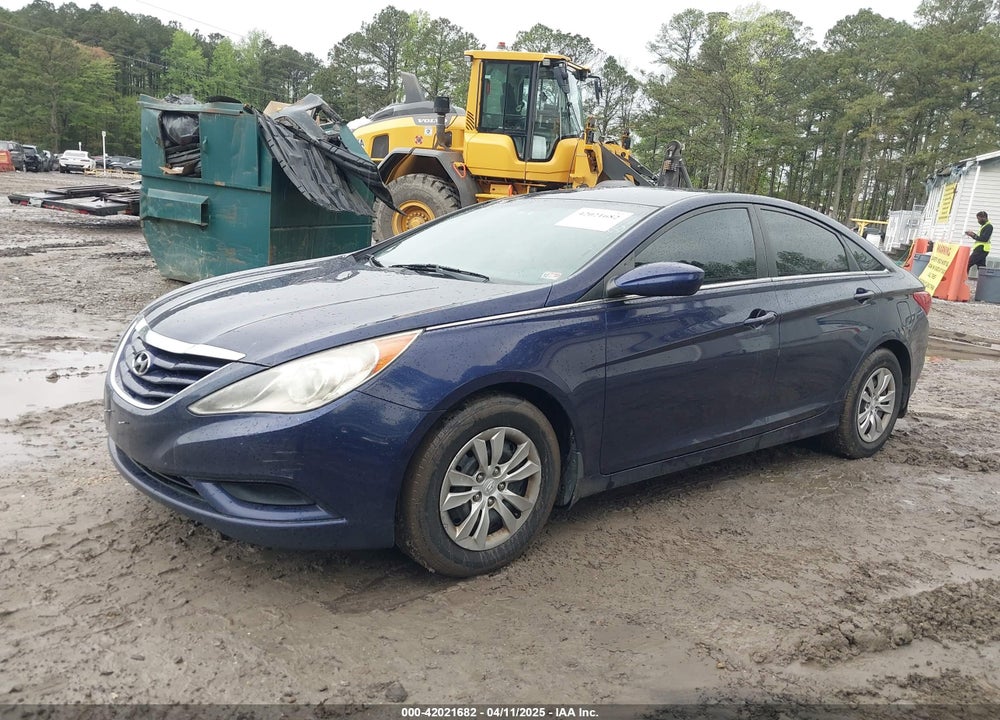 2011 HYUNDAI SONATA VIN: 5NPEB4AC2BH169572