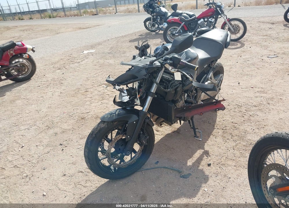 2014 HONDA CBR650 F VIN: MLHRC7414E5000097
