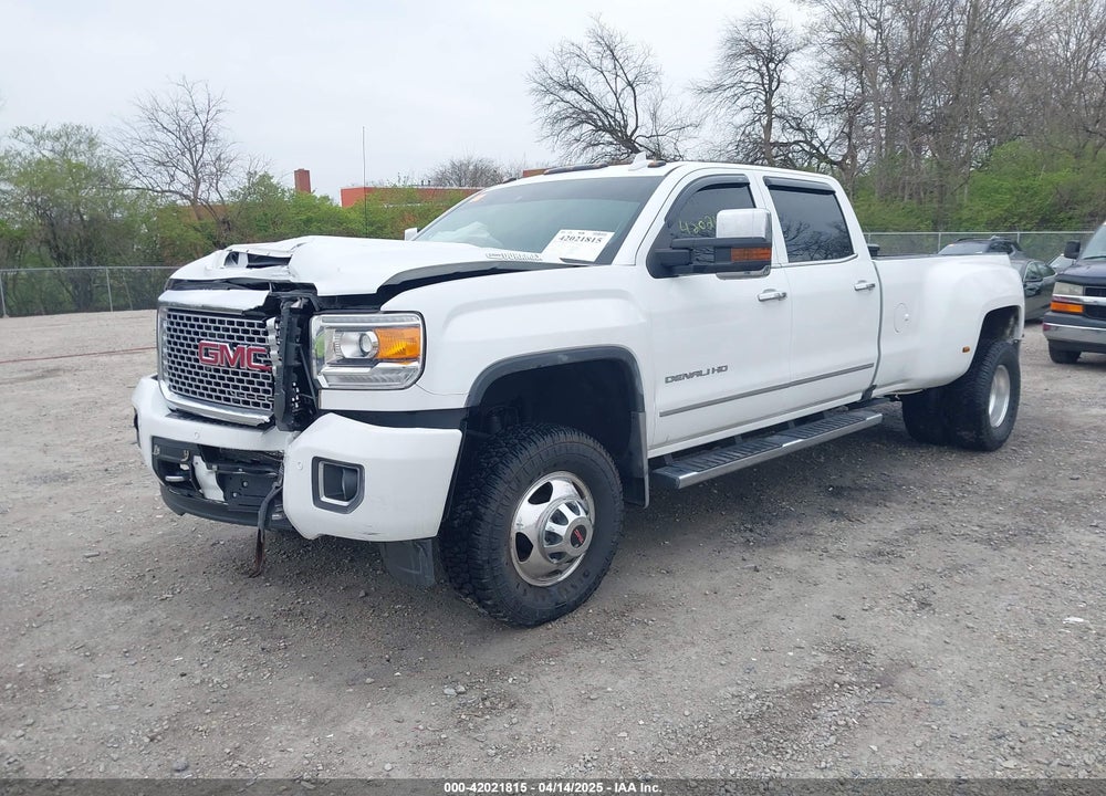 2017 GMC SIERRA 3500HD DENALI VIN: 1GT42YEYXHF238858