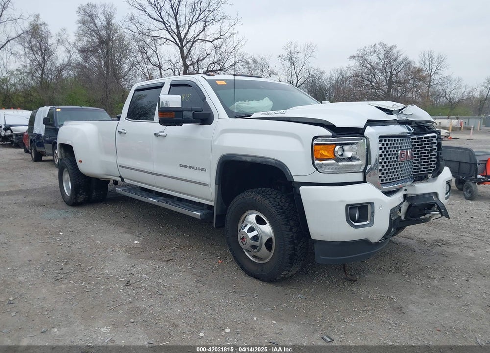 2017 GMC SIERRA 3500HD DENALI VIN: 1GT42YEYXHF238858