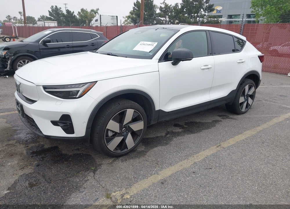 2023 VOLVO C40 RECHARGE PURE ELECTRIC TWIN ULTIMATE VIN: YV4ED3GM5P2036704