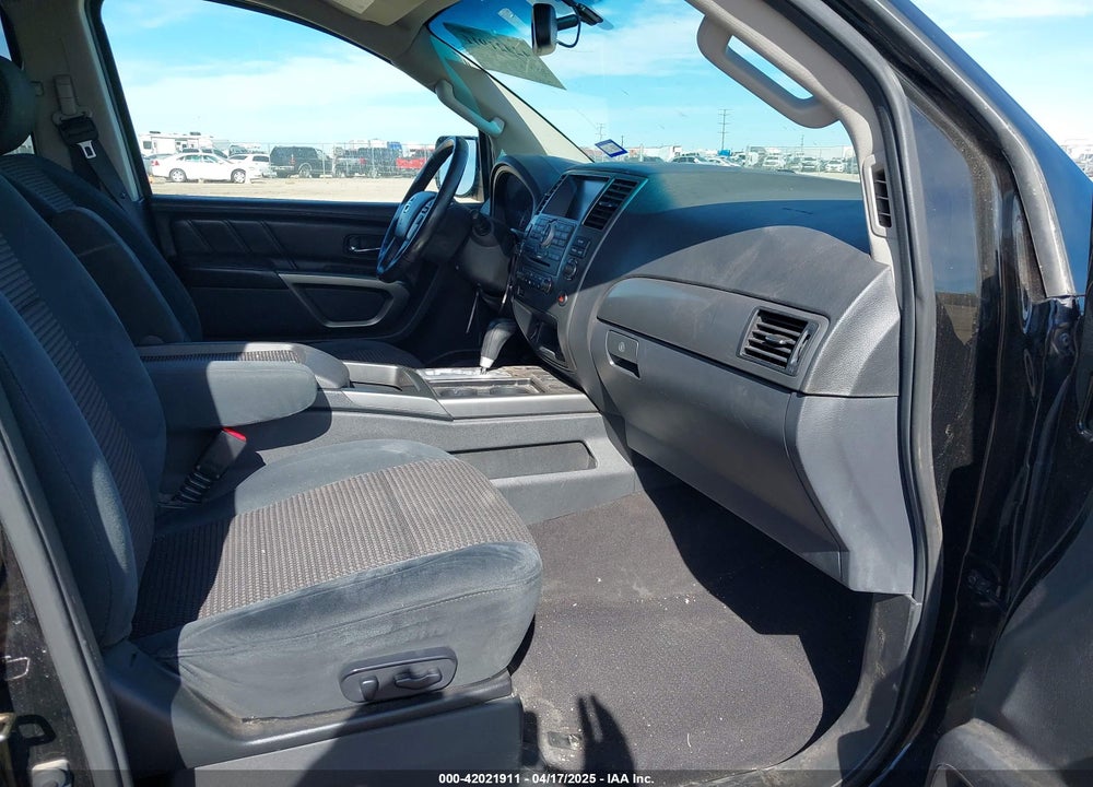 2015 NISSAN ARMADA SV VIN: 5N1BA0ND0FN620646