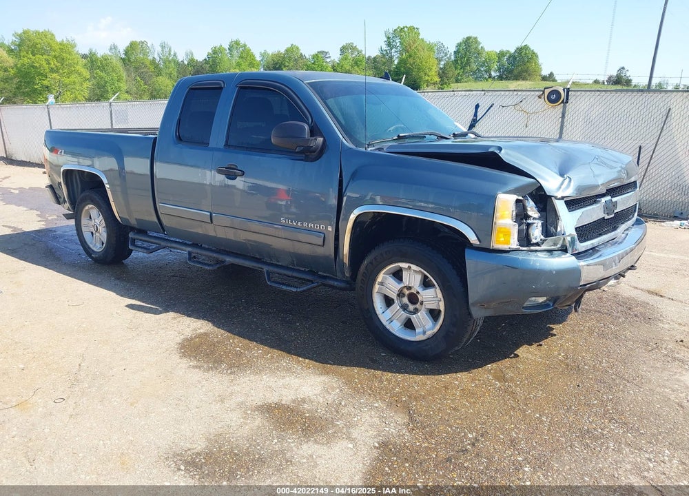 2007 CHEVROLET SILVERADO 1500 LT2 VIN: 2GCEC19J471570239