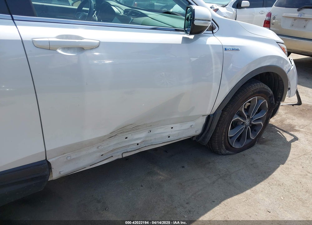 2022 HONDA CR-V HYBRID VIN: 5J6RT6H81NL027736