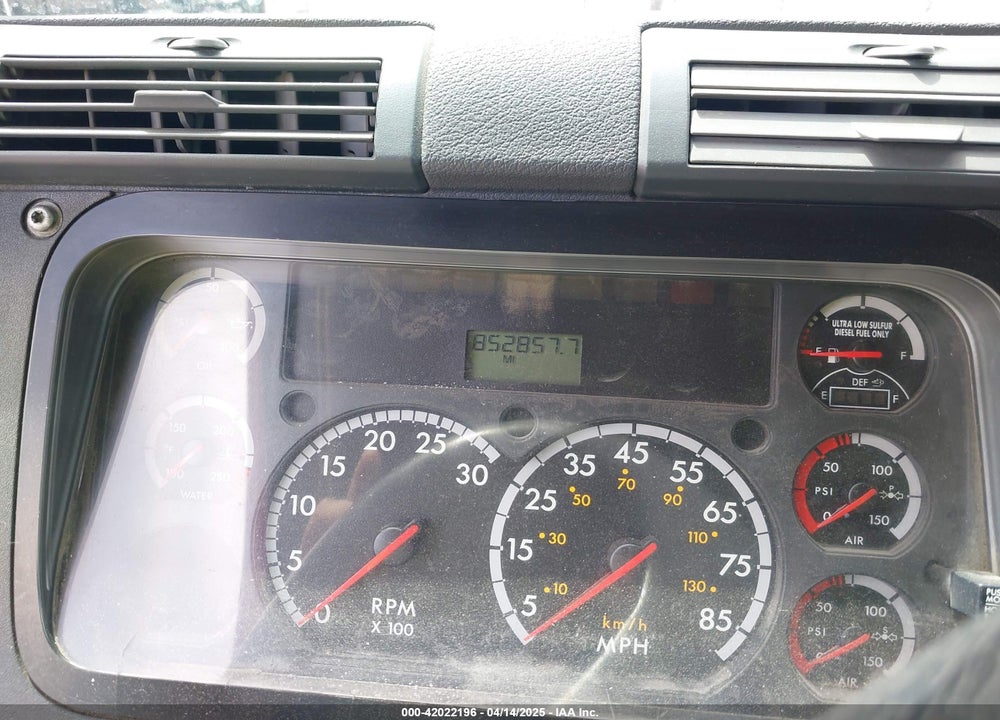 2015 FREIGHTLINER CASCADIA 113 VIN: 1FUJGHDV8FLGE8611