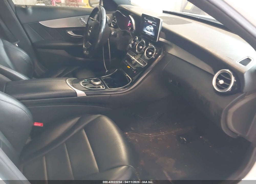2018 MERCEDES-BENZ C 300 4MATIC VIN: 55SWF4KB1JU251819