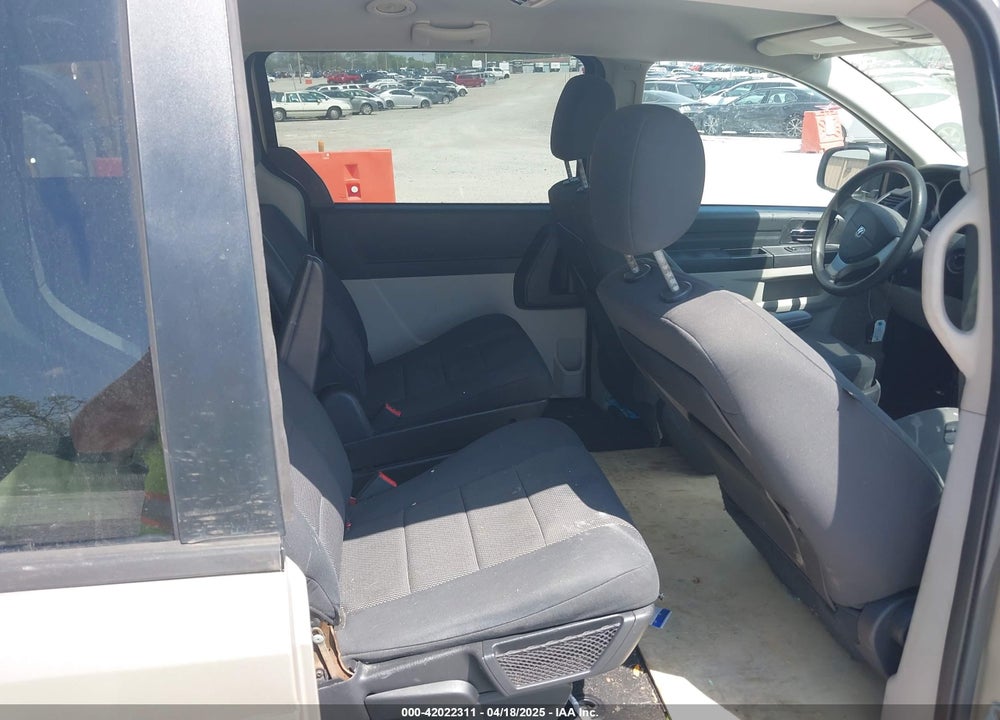 2008 DODGE GRAND CARAVAN SE VIN: 2D8HN44H28R679655
