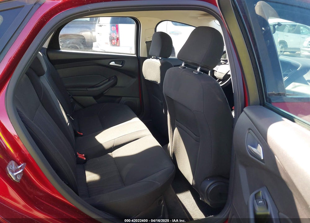 2017 FORD FOCUS VIN: 1FADP3F28HL222826