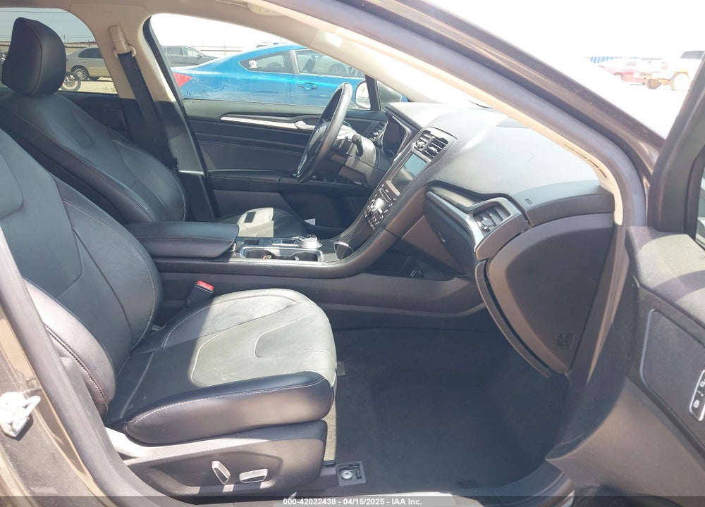 2020 FORD FUSION VIN: 3FA6P0D98LR117379