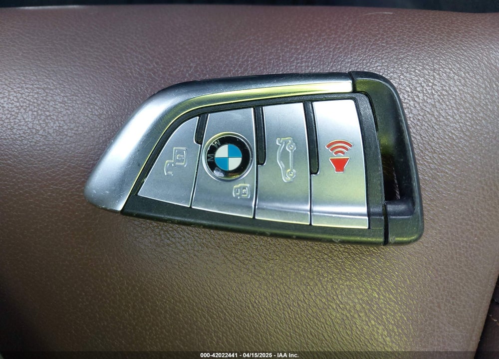 2019 BMW X5 VIN: 5UXCR6C54KLL26896