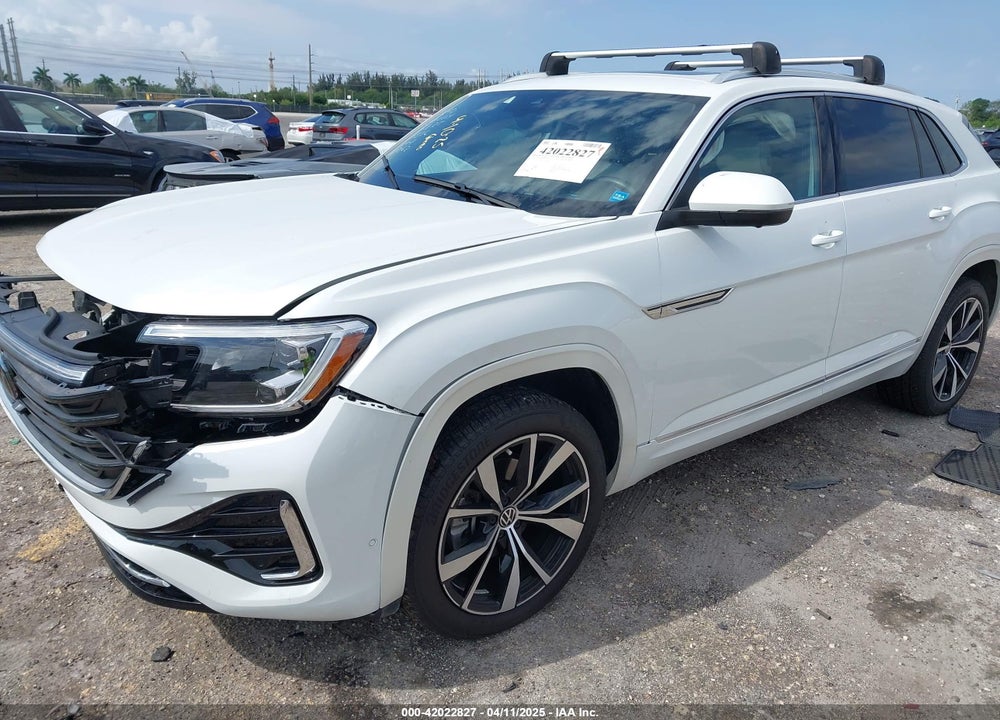 2024 VOLKSWAGEN ATLAS CROSS SPORT 2.0T SEL PREMIUM R-LINE VIN: 1V2FE2CA2RC229396